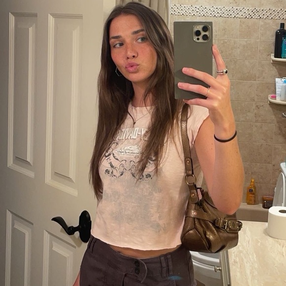 claudiaphilips